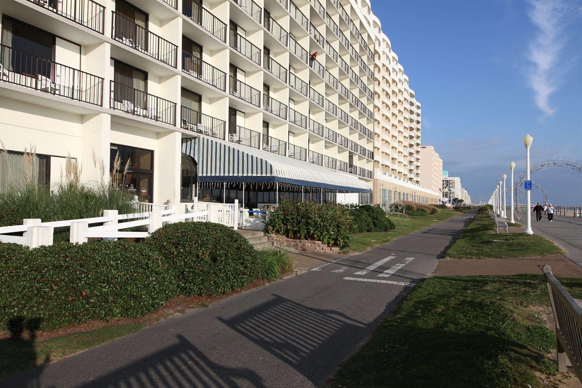 The Barclay Towers Hotel And Resort Virginia Beach Exterior photo