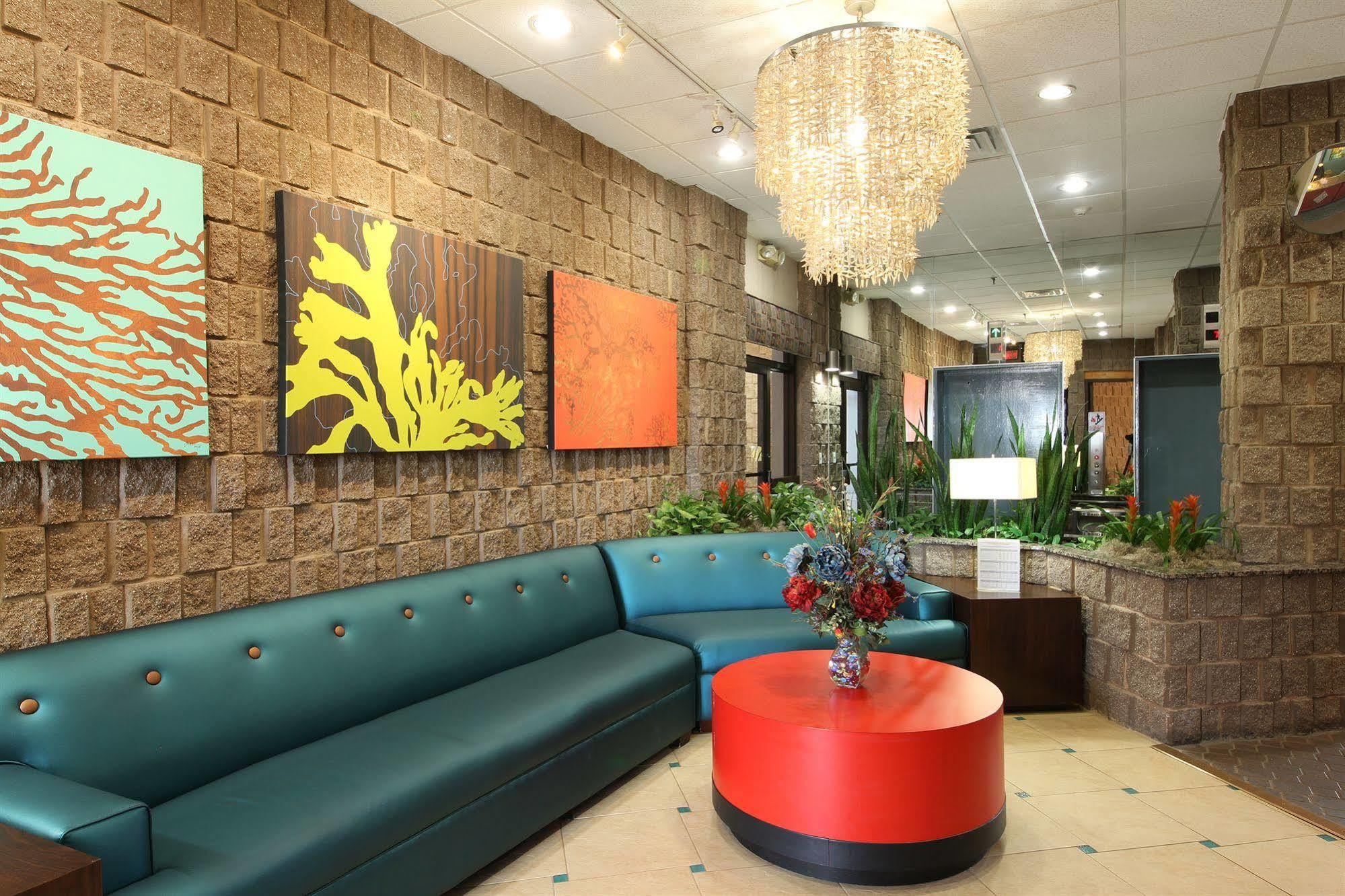 The Barclay Towers Hotel And Resort Virginia Beach Exterior photo